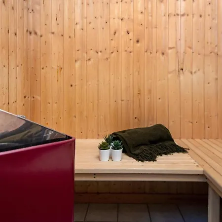 Three-bedroom Holiday In 13 Semesterbostad Oksbøl